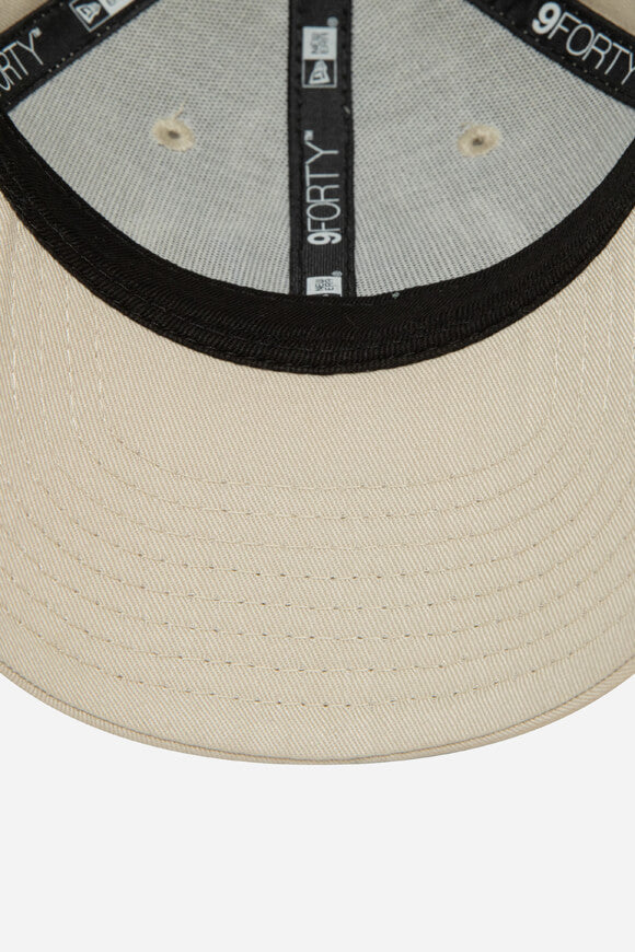 9Forty Cap / Strapback - Stone + Light Blue