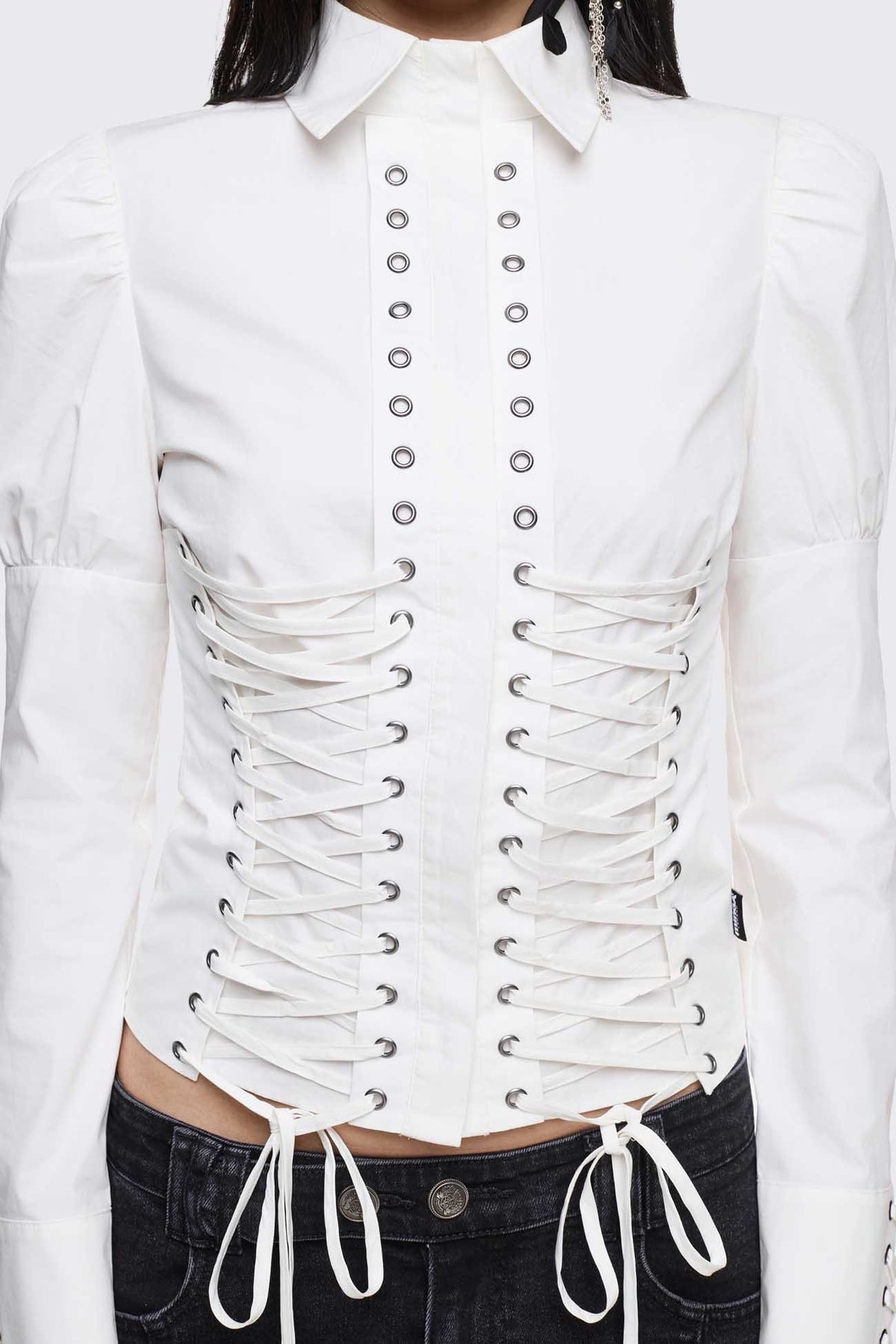 Lithium Lace-Up Hemd mit Nieten - White