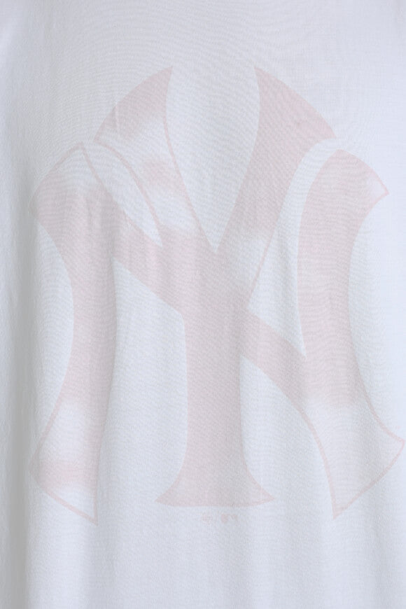T-Shirt - White