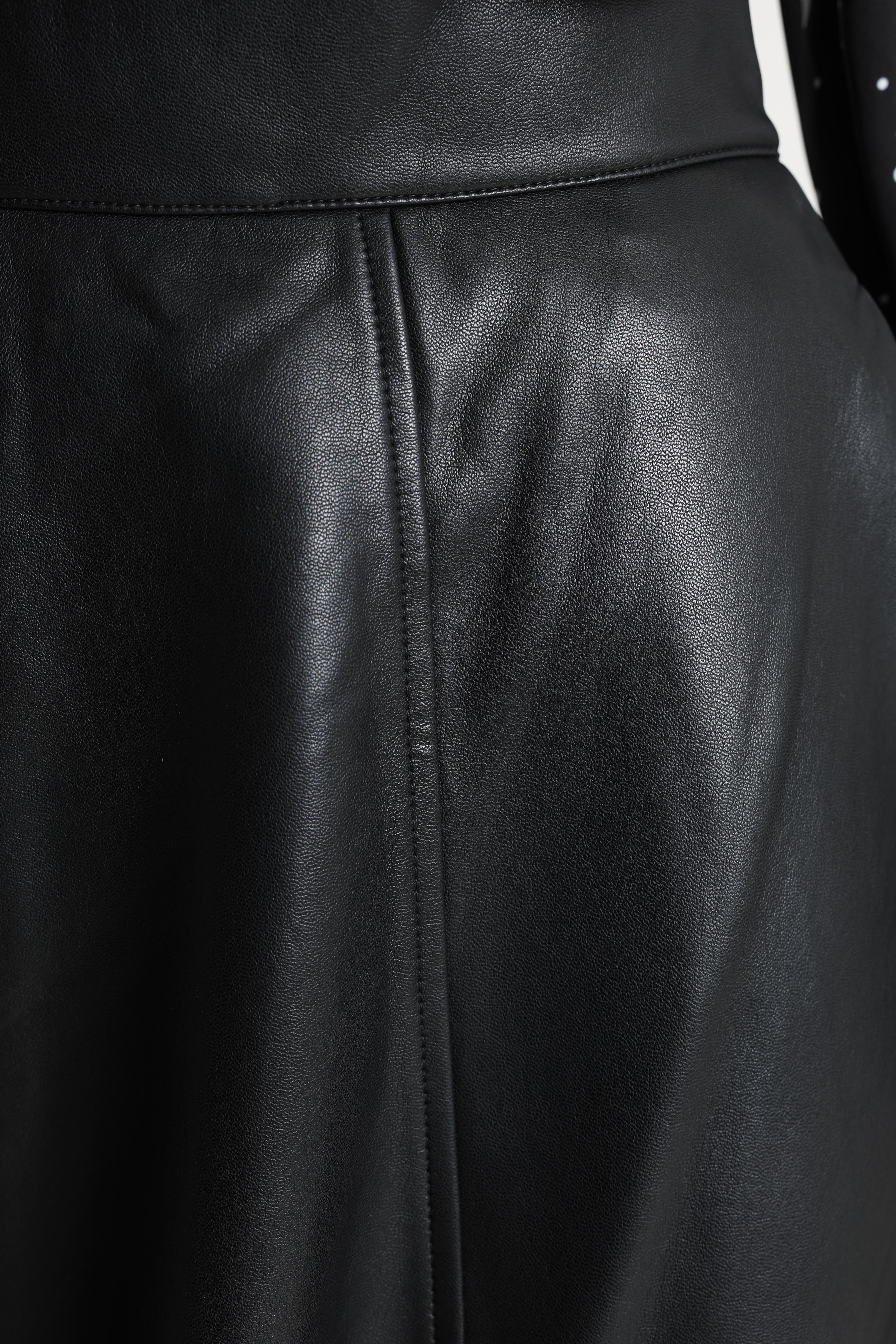 Daphne Kunstleder Midirock - Black