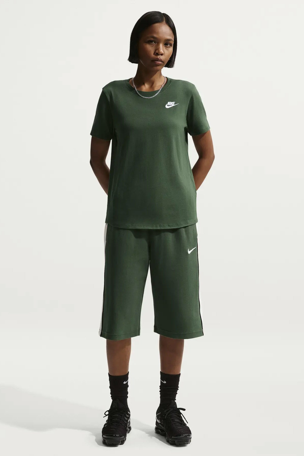 Sportswear Club Essentials t-shirt - Fir