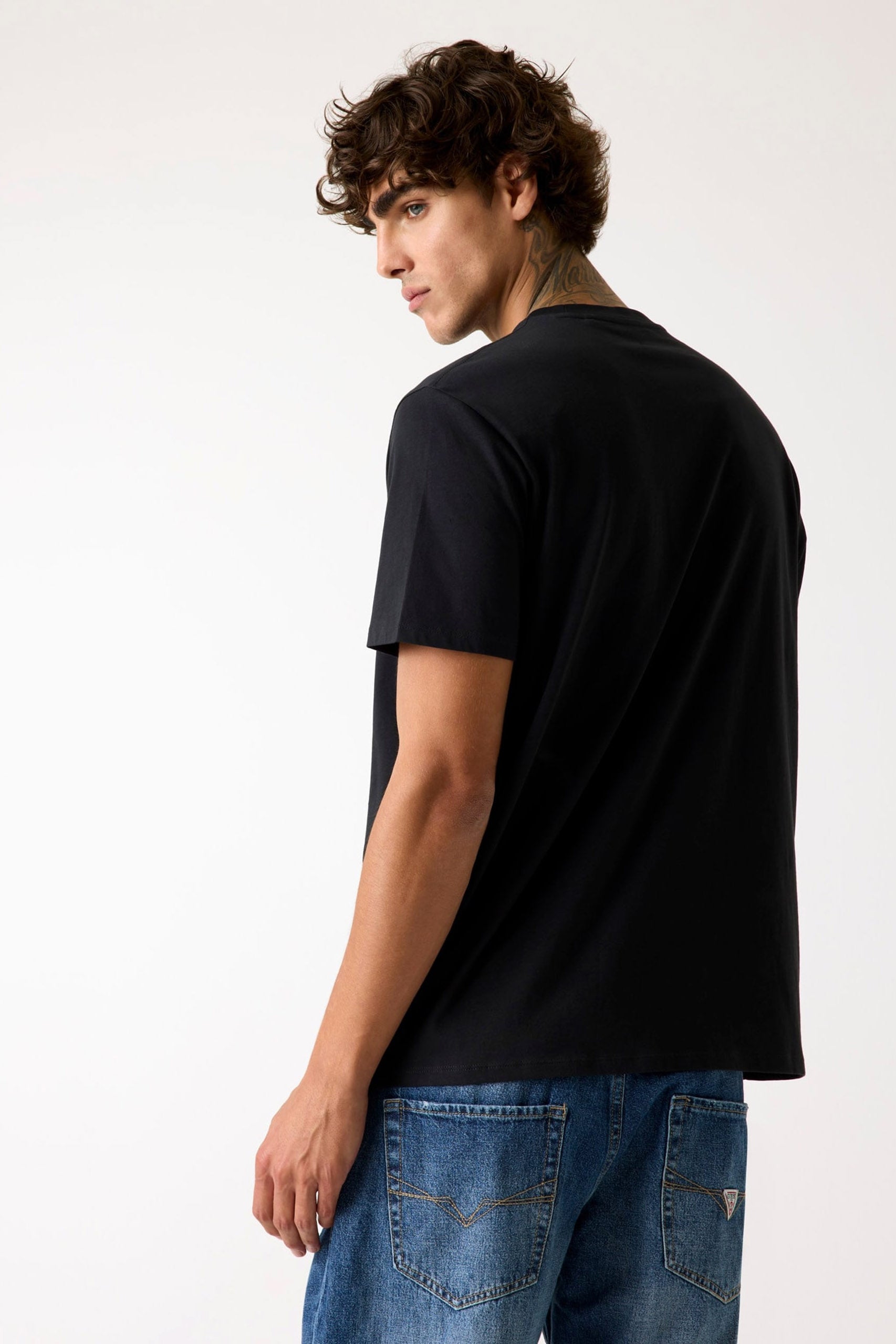T-Shirt - Jet Black