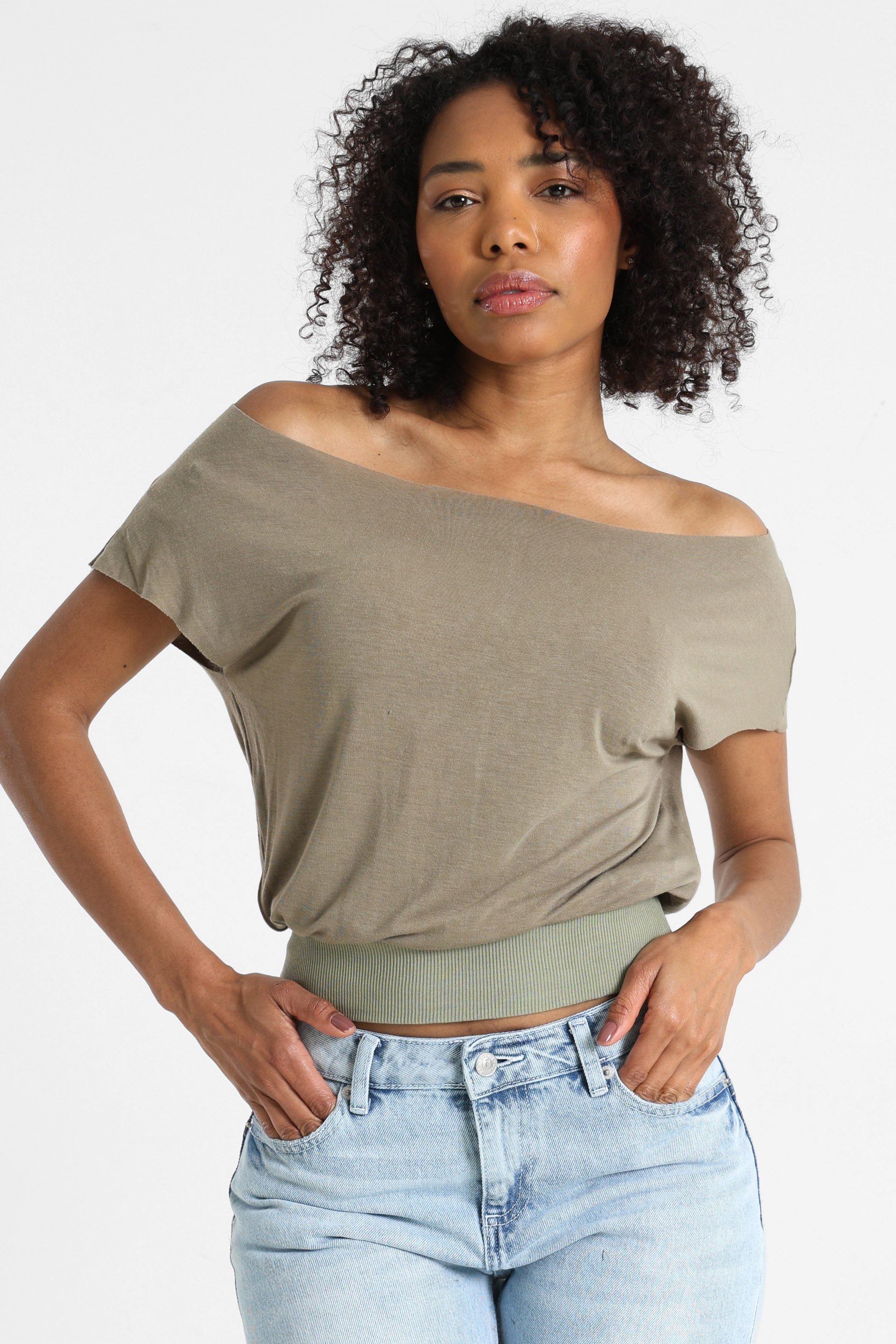 Off Shoulder T-Shirt - Khaki