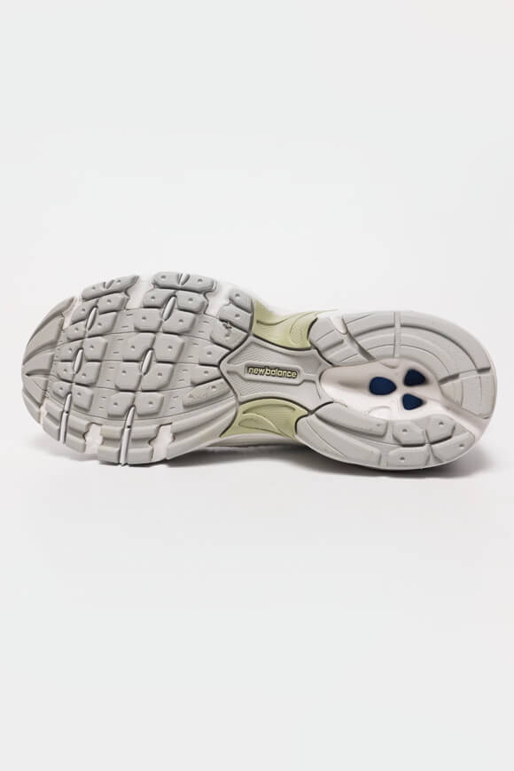 U530 Seasonal Sneaker - Reflection + Green