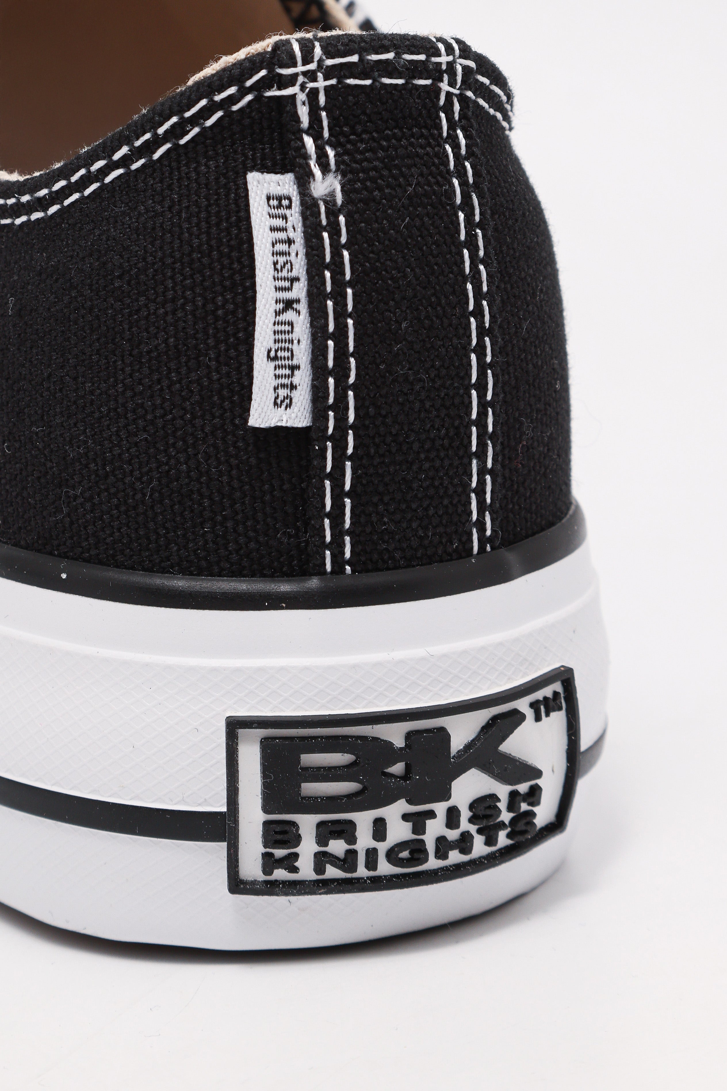 Kaya Sneaker - Black