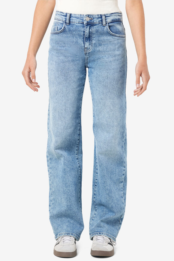 NMYOLANDA Straight Fit Jeans L32 - Light Blue Denim