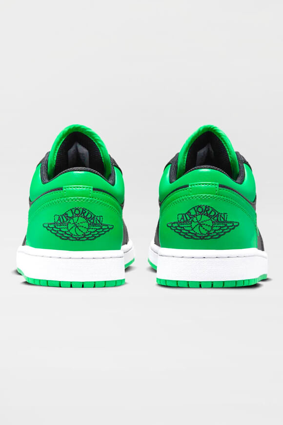 Air Jordan 1 Sneaker - Black + Lucky Green + White